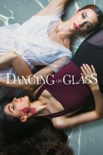 Film Křehké jako křišťál (Dancing on glass) 2022 online ke shlédnutí