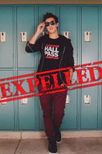 Film Expelled (Expelled) 2014 online ke shlédnutí